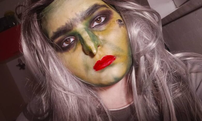 10 Fenomena Kecantikan Paling Aneh di Dunia, Ada Yang Ekstrim!