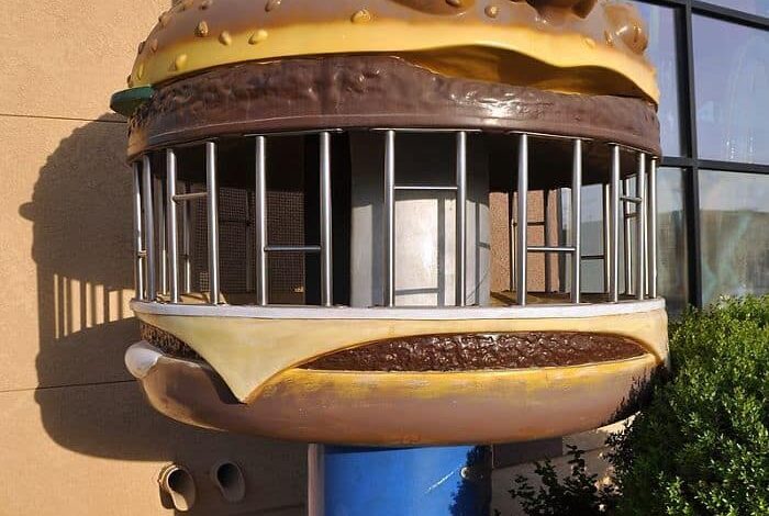 10 Potret Unik McDonald Jadul yang Mengingatkan Masa Kecil